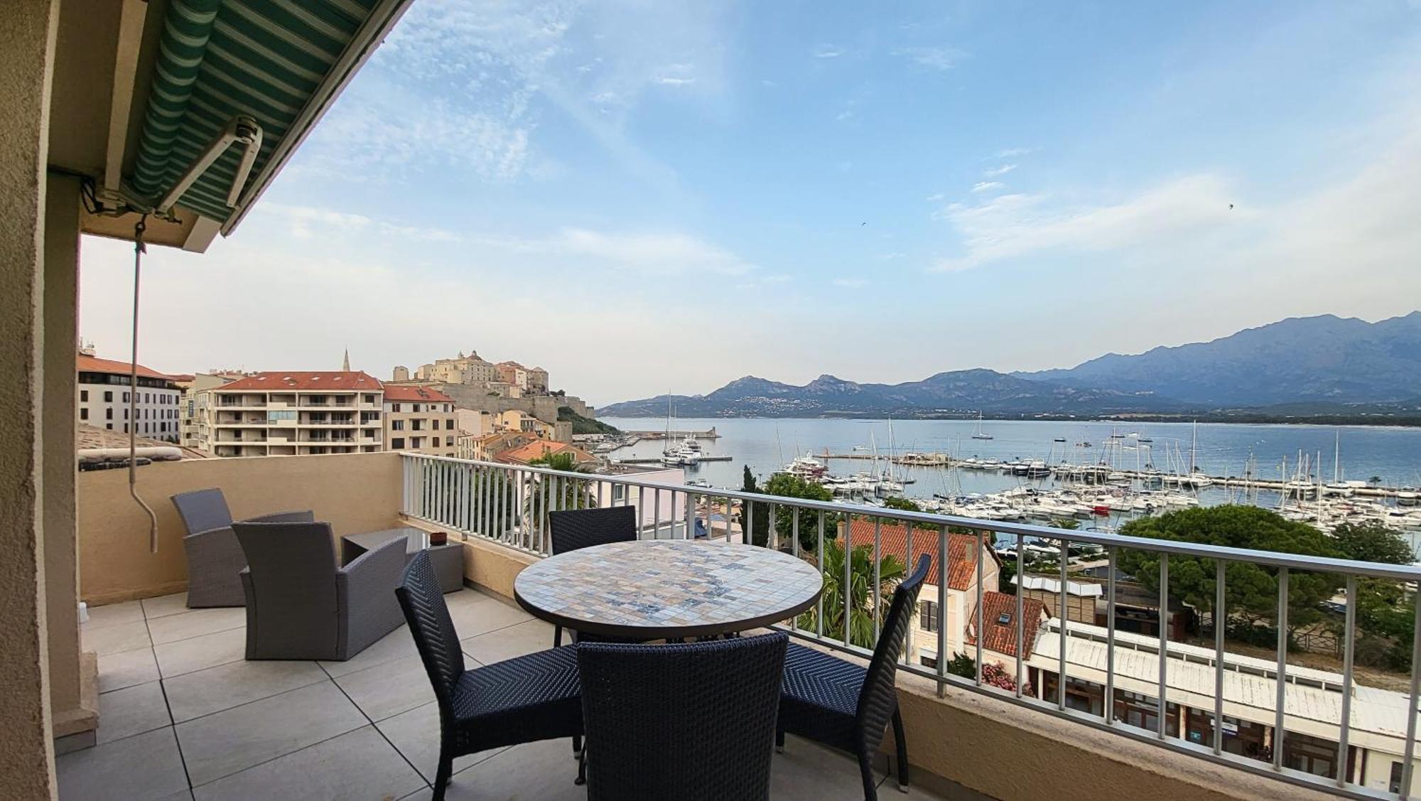 Appartement Sur La Baie, En Centre Ville Calvi  Dış mekan fotoğraf